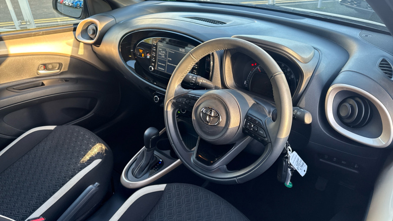 Toyota Aygo X 1.0 VVT-i Edge 5dr Auto Petrol Hatchback